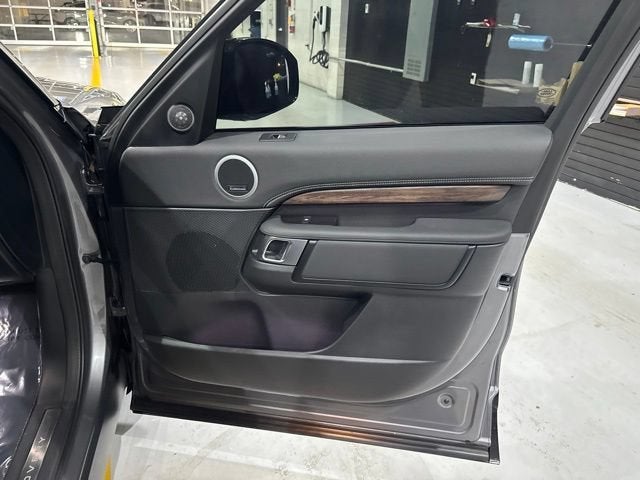 2024 Land Rover Discovery P360 Dynamic SE