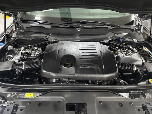 2024 Land Rover Discovery P360 Dynamic SE