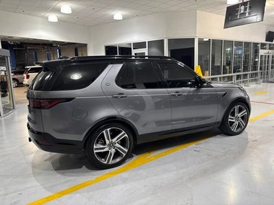 2024 Land Rover Discovery P360 Dynamic SE