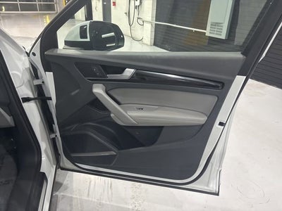 2019 Audi Q5 Prestige