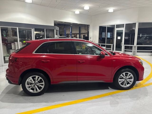 2022 Audi Q3 Premium 45 TFSI S line quattro Tiptronic