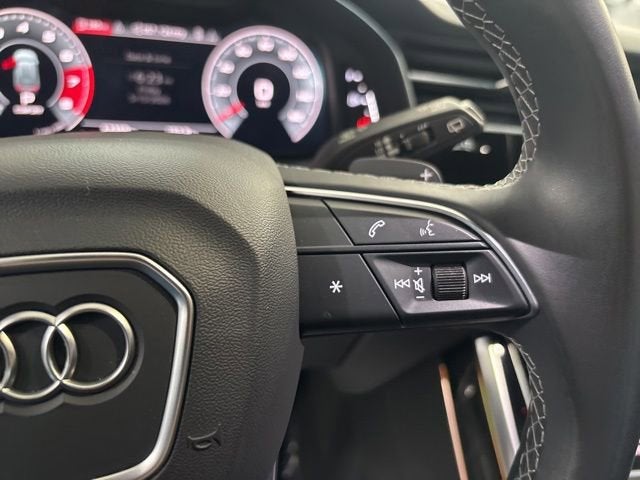 2021 Audi Q8 Premium Plus 55 TFSI quattro Tiptronic