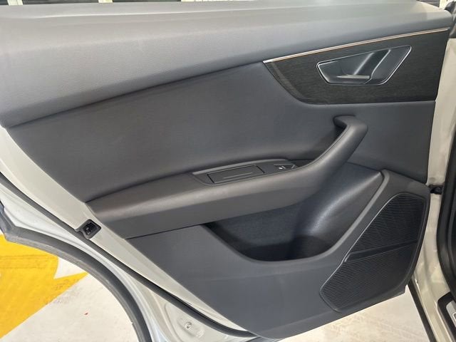 2021 Audi Q8 Premium Plus 55 TFSI quattro Tiptronic