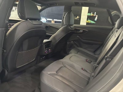 2021 Audi Q8 Premium Plus 55 TFSI quattro Tiptronic
