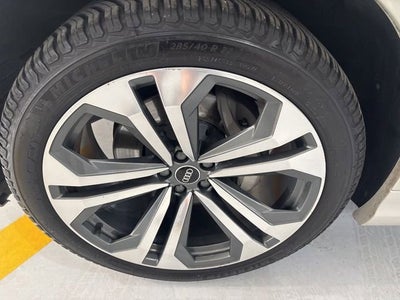 2021 Audi Q8 Premium Plus 55 TFSI quattro Tiptronic