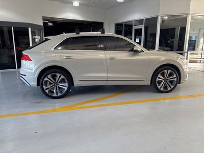 2021 Audi Q8 Premium Plus 55 TFSI quattro Tiptronic