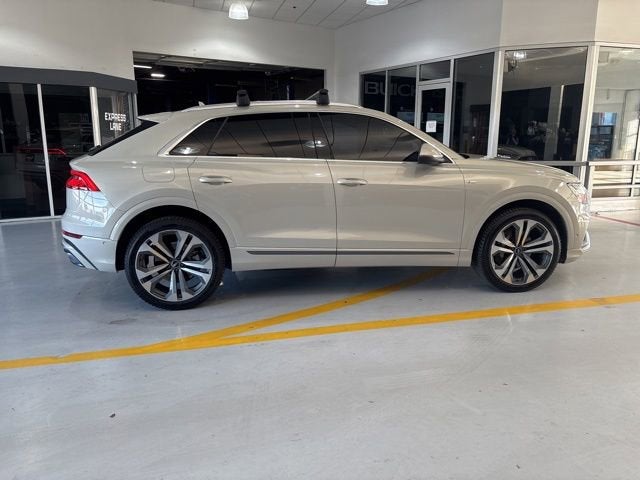 2021 Audi Q8 Premium Plus 55 TFSI quattro Tiptronic