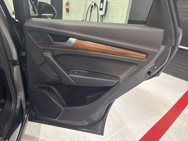 2023 Audi Q5 Premium 45 TFSI S line quattro