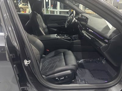 2025 BMW 5 Series 530i xDrive