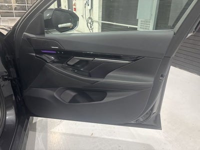 2025 BMW 5 Series 530i xDrive