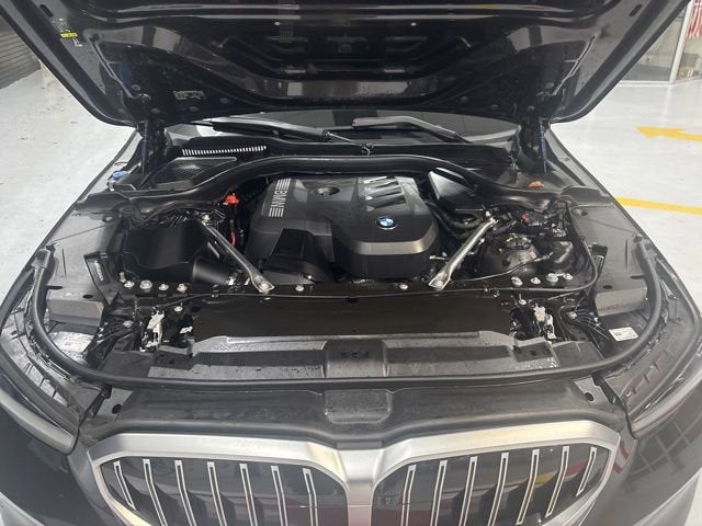2025 BMW 5 Series 530i xDrive