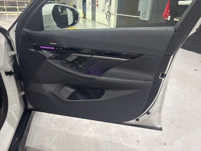 2025 BMW 5 Series 530i xDrive