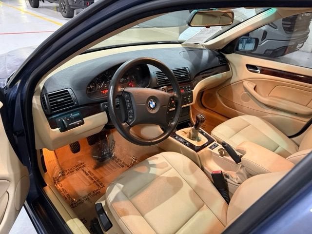 2005 BMW 3 Series 325xi