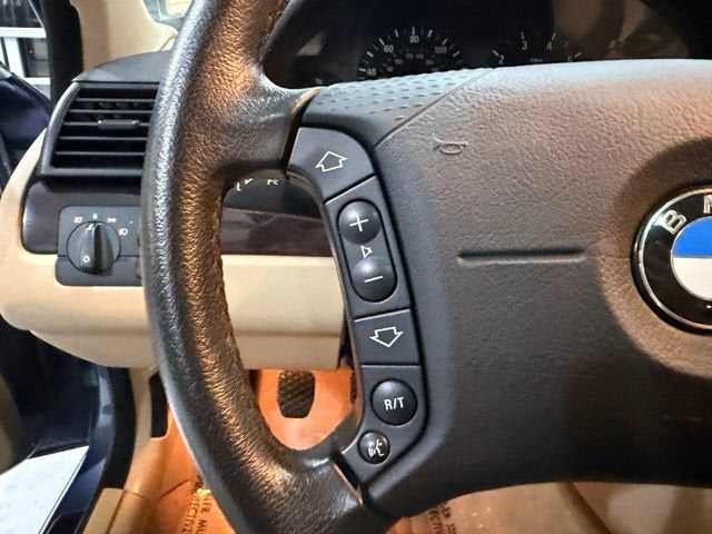 2005 BMW 3 Series 325xi