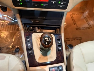 2005 BMW 3 Series 325xi