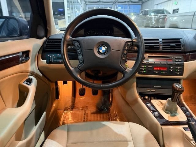 2005 BMW 3 Series 325xi