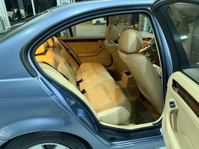 2005 BMW 3 Series 325xi