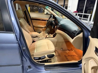 2005 BMW 3 Series 325xi