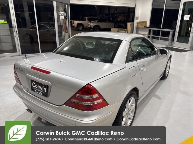 2002 Mercedes-Benz SLK 2.3L Kompressor