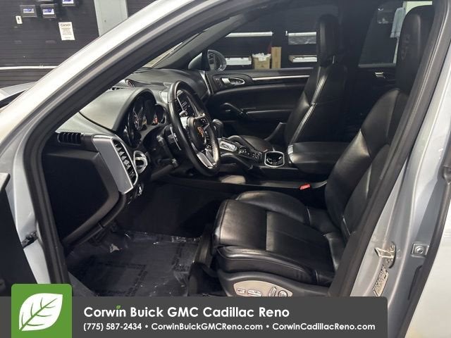 2018 Porsche Cayenne Platinum Edition