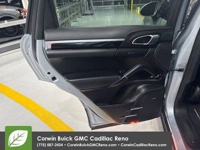 2018 Porsche Cayenne Platinum Edition