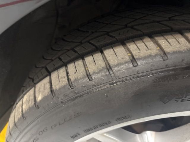 2021 Porsche Macan Base