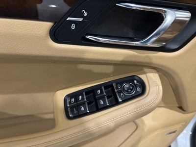 2017 Porsche Macan NA