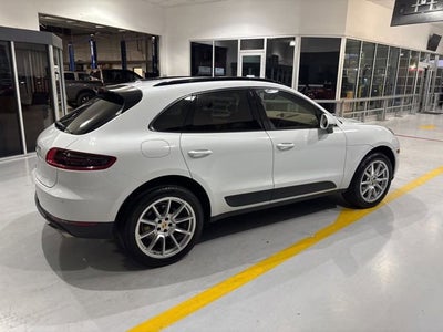 2017 Porsche Macan NA