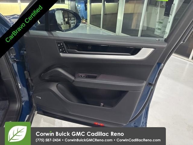 2024 Porsche Cayenne S