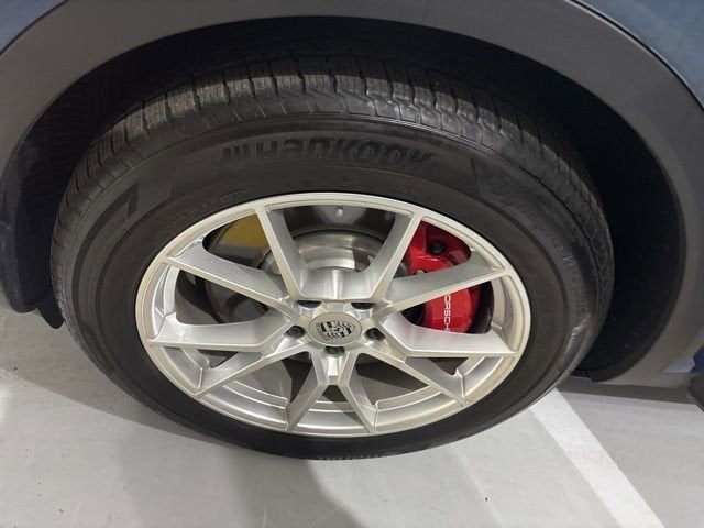 2024 Porsche Cayenne S