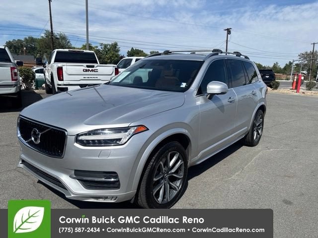 2017 Volvo XC90 T6 Momentum