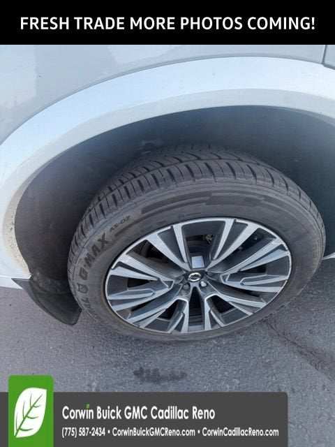 2021 Volvo XC90 T6 Momentum 7 Passenger