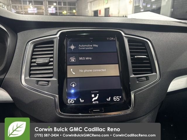 2017 Volvo XC90 T6 Momentum