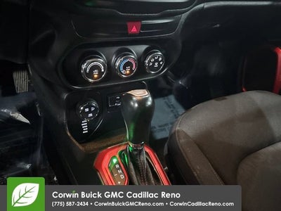 2017 Jeep Renegade Trailhawk