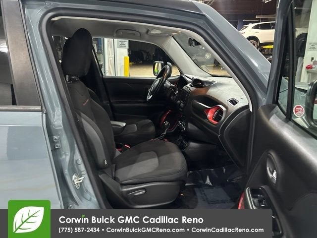 2017 Jeep Renegade Trailhawk