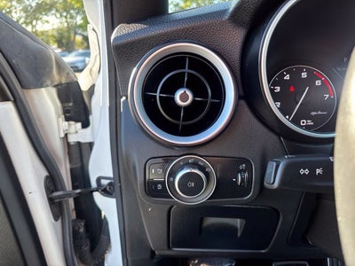 2022 Alfa Romeo Stelvio Ti AWD