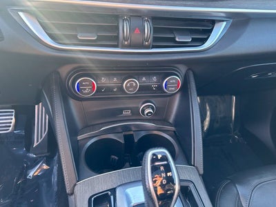 2022 Alfa Romeo Stelvio Ti AWD