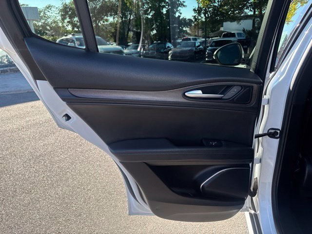 2022 Alfa Romeo Stelvio Ti AWD