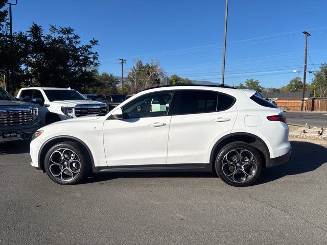 2022 Alfa Romeo Stelvio Ti AWD