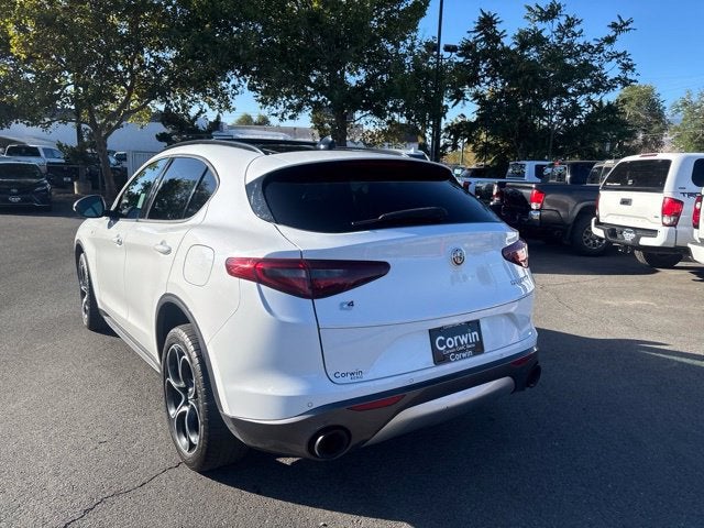 2022 Alfa Romeo Stelvio Ti AWD